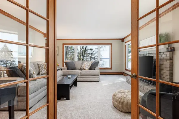 7787 East Shore RD, Peninsula Twp, MI 49686