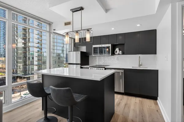 15 Brunel CT #623, Toronto C01, ON M5V 3Y6