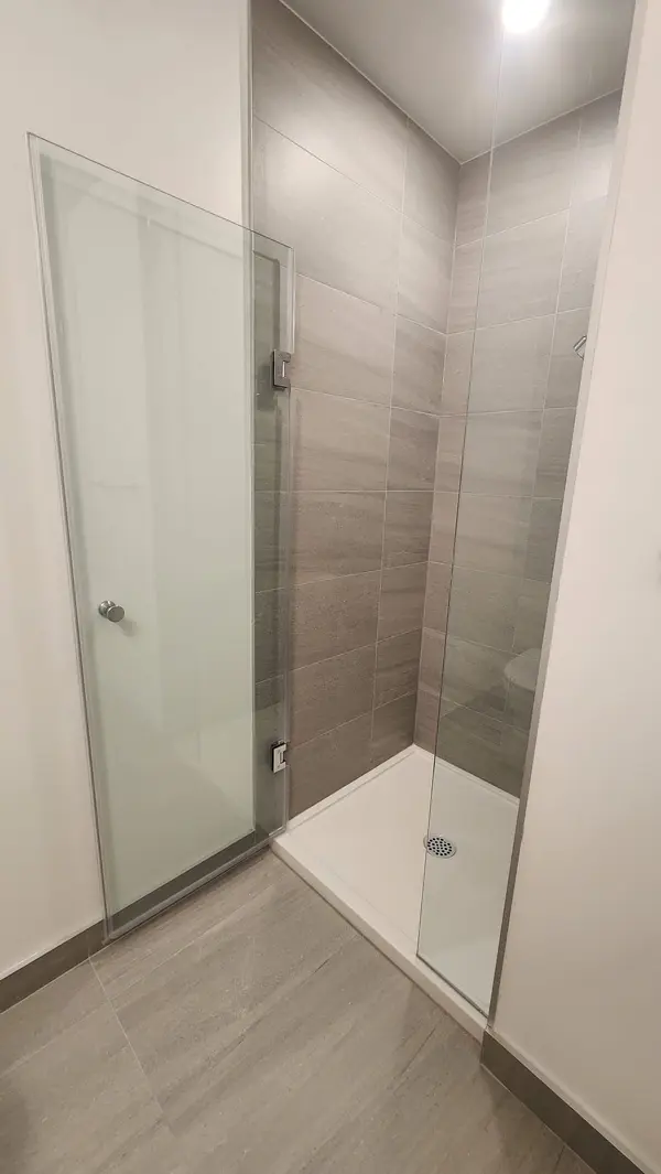 634 Church ST #4106, Toronto C08, ON M4Y 0G9