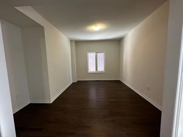 1220 Shankel RD, Oshawa, ON L1K 3G2