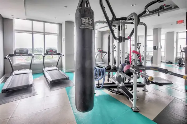 9201 Yonge ST #908, Richmond Hill, ON L4C 6Z2