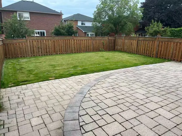 41 Couperthwaite CRES, Markham, ON L3R 6N4