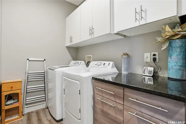 4202 Green Olive WAY E, Regina, SK S4V 1P8