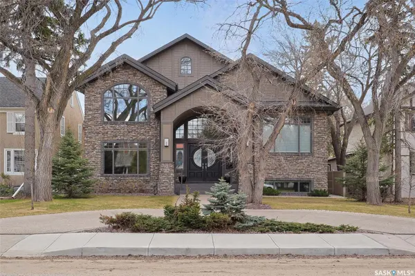 2727 McCALLUM AVENUE, Regina, SK S4S 0P8