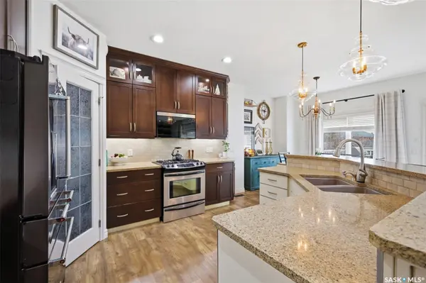 106 McIntosh STREET, Saskatoon, SK S7T 0A8