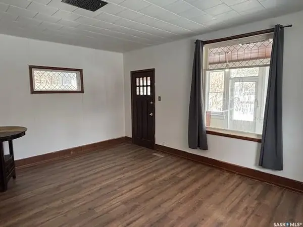 327 4th AVENUE E, Canora, SK S0A 0L0