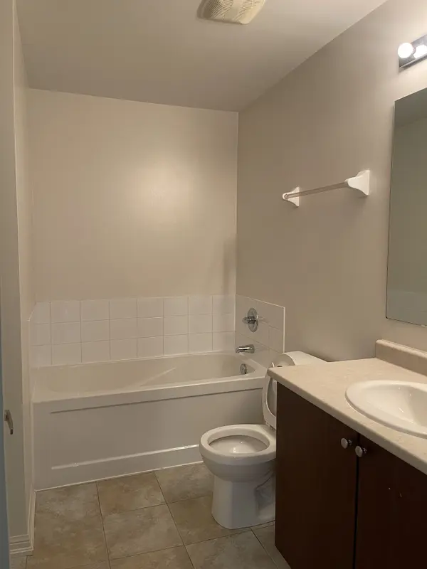 3135 Boxford CRES #16, Mississauga, ON L5M 0X1