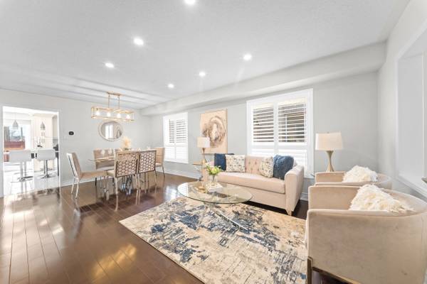 16 Newark WAY #Main/Upper, Brampton, ON L7A 2V1