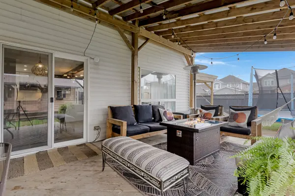 115 Sweeney CRES, Cambridge, ON N3C 4H9