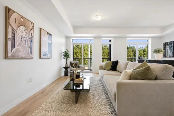 34 Thatcher DR, Guelph, ON N1L 0R8