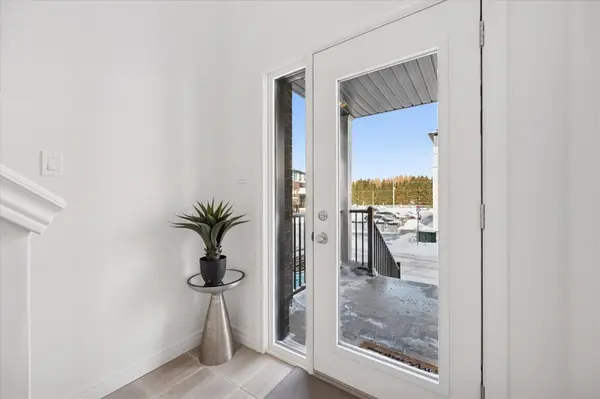 37 Arabella DR, Guelph, ON N1L 0R9