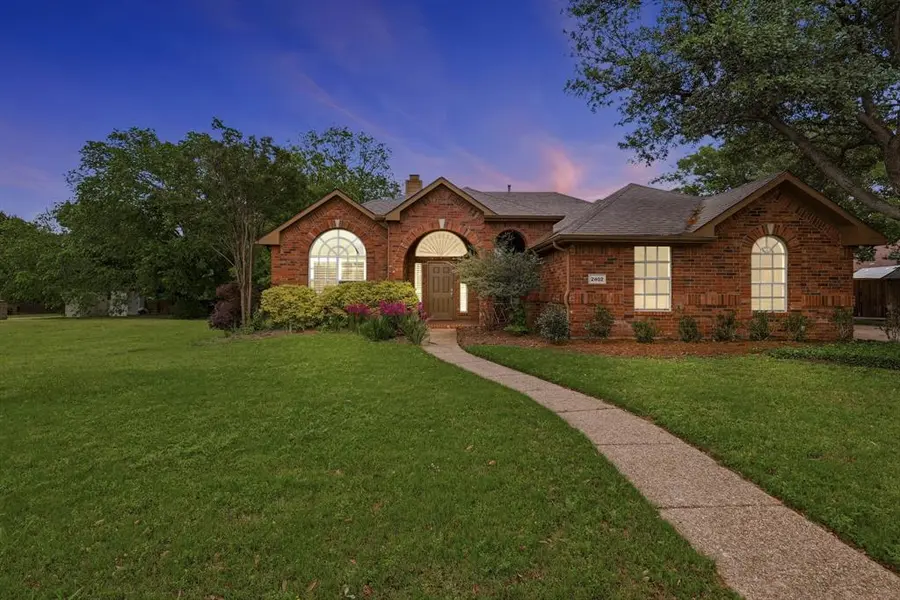 2402 Ravinia Drive, Corinth, TX 76208