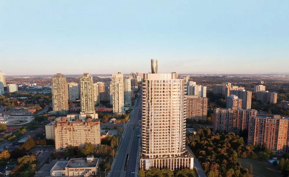 1 Fairview RD E #2105, Mississauga, ON L5A 4C6