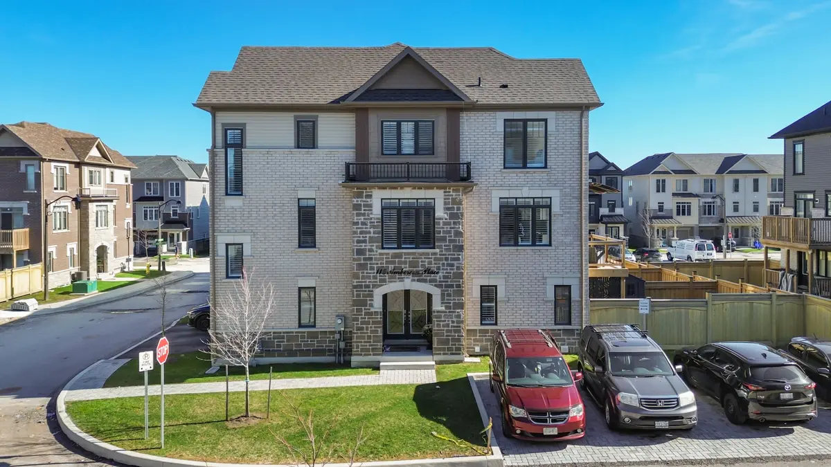 115 Ambereen PL, Clarington, ON L1C 7H5