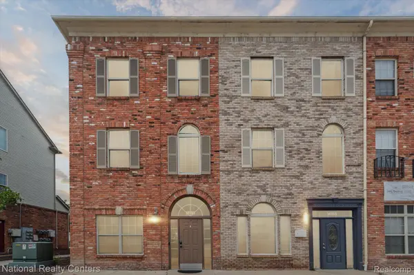 14151 LAKESIDE BLVD N #46, Shelby Charter Township, MI 48315