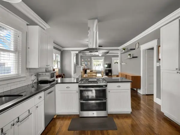 1942 Fairmount Avenue, Fort Worth, TX 76110