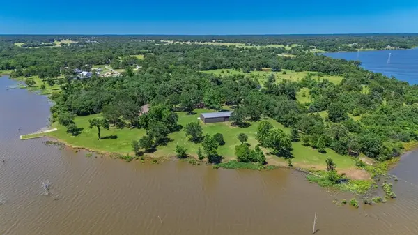 476 Private Road 7326, Emory, TX 75440