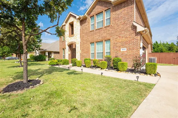 1812 Watermark Lane, Wylie, TX 75098