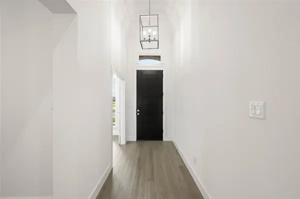 1911 Aspen, Cedar Hill, TX 75104