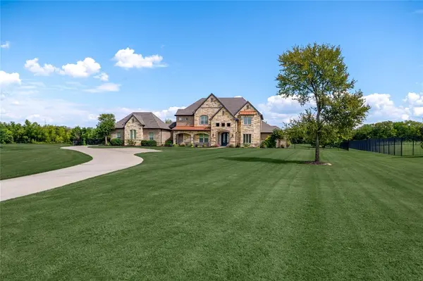 218 Tanner Creek Circle, Sunnyvale, TX 75182