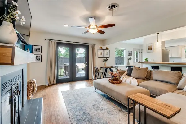 444 Jolee Street, Richardson, TX 75080