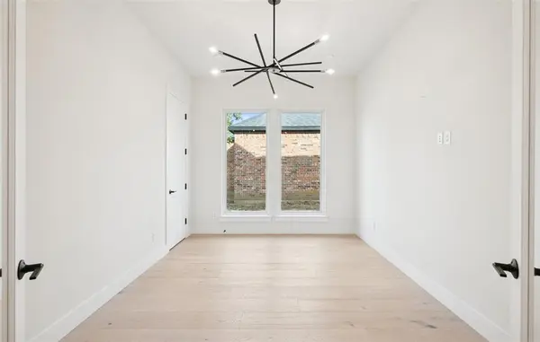 204 Pecan Street, Roanoke, TX 76262