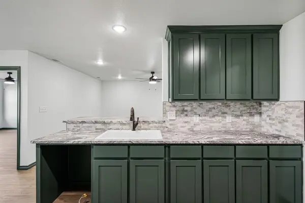 303 E Bois D Arc, Nocona, TX 76255