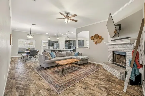 3005 Stroll Drive, Granbury, TX 76049