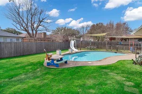 4025 Aragon Drive, Fort Worth, TX 76133