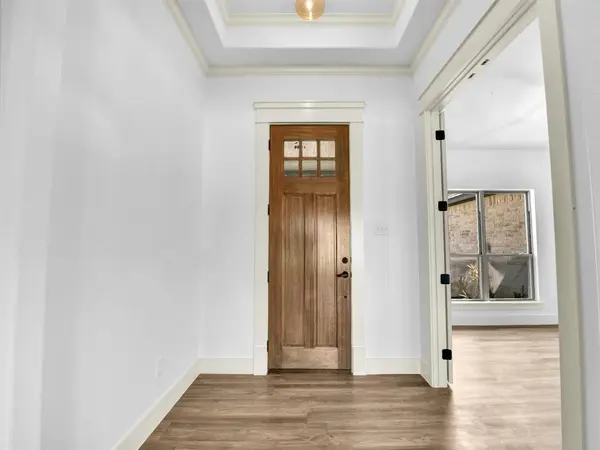 10016 Valley Oak Way, Springtown, TX 76082