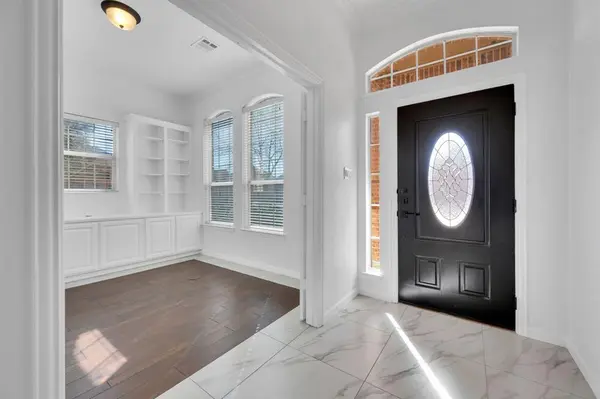 6980 Catamaran Drive, Grand Prairie, TX 75054