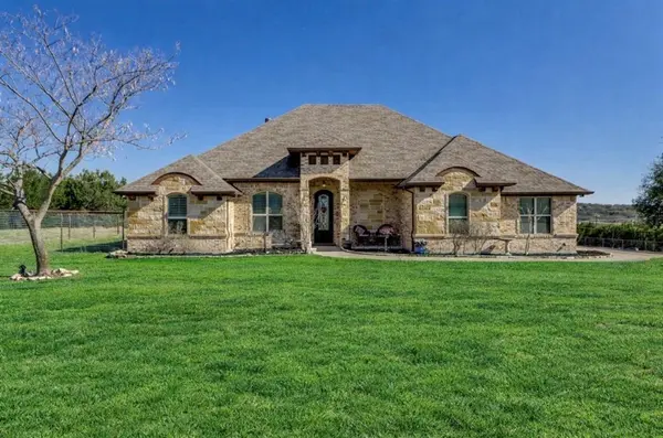 259 Hidden Creek Road, Cresson, TX 76035