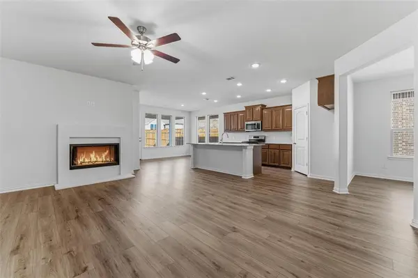 3511 Helena Street, Gainesville, TX 76240