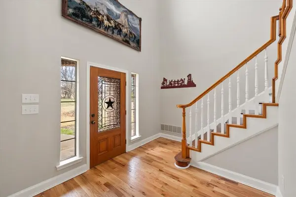 1765 N Mockingbird Lane, Midlothian, TX 76065