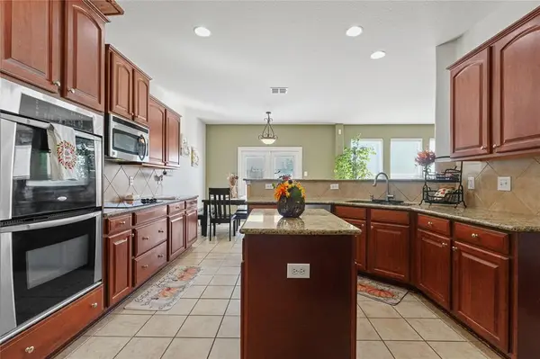 704 Beau Drive, Wylie, TX 75098