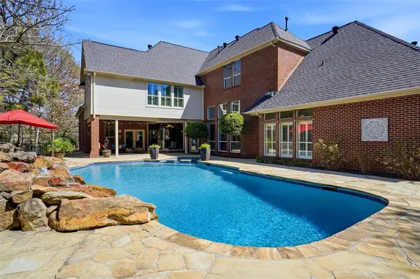 3302 Sweet Gum Lane, Grapevine, TX 76051