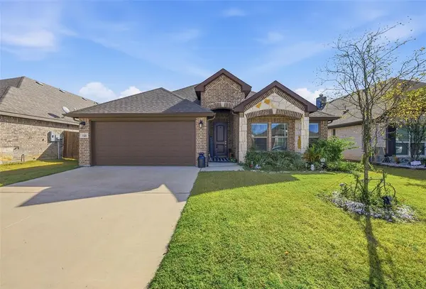 725 Sandy Chip Trail, Fort Worth, TX 76108
