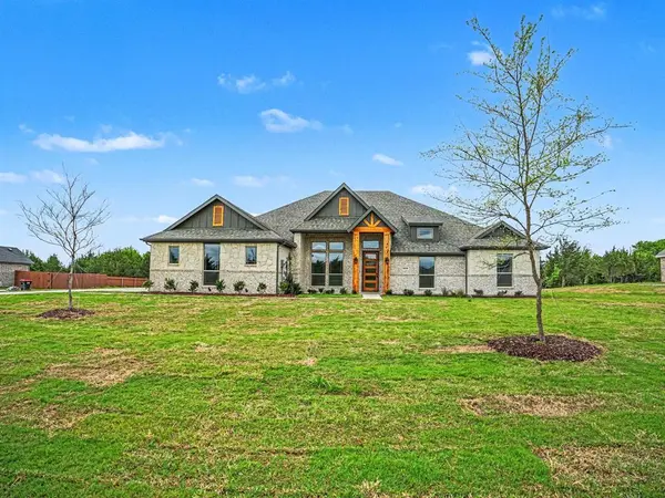 6830 Southrock Drive, Midlothian, TX 76065