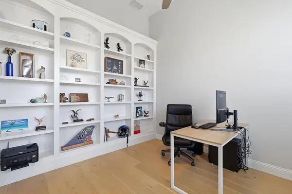 2112 Strolling Way, Argyle, TX 76226