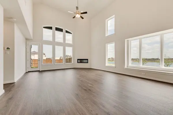 214 Landon Trail, Fate, TX 75189