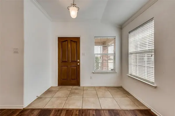 6029 Kristen Drive, Fort Worth, TX 76131