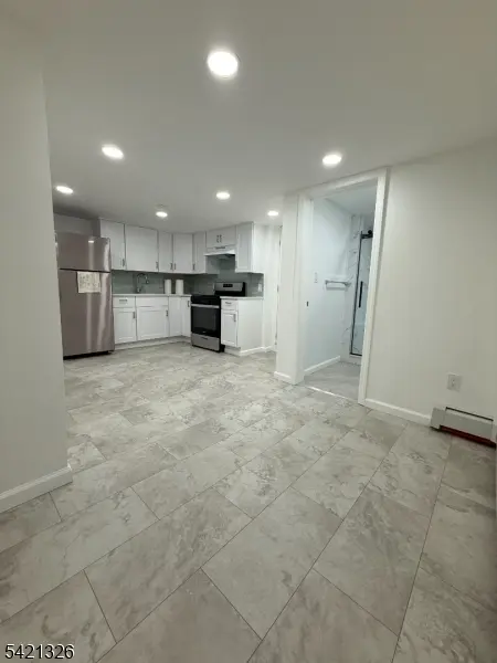 124 Stone St #2, Newark City, NJ 07104