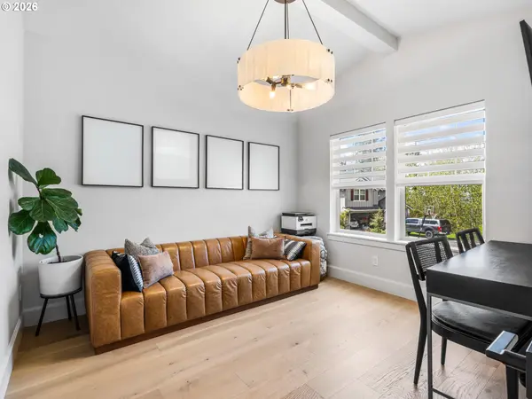 5420 NW 15TH CIR, Camas, WA 98607