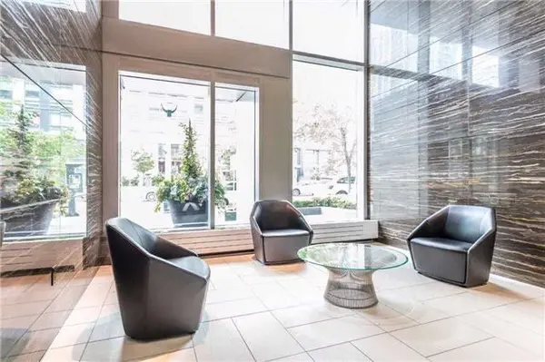 151 Dan Leckie WAY #938, Toronto C01, ON M5V 4B2