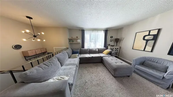 366 Meighen CRESCENT, Saskatoon, SK S7L 4W7