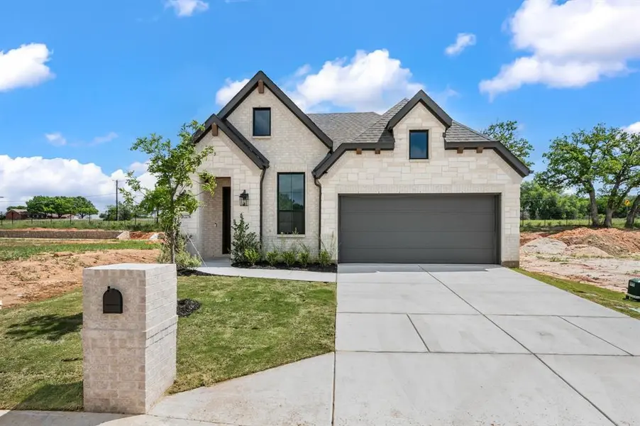 12276 Ross Calhoun Drive, Fort Worth, TX 76179