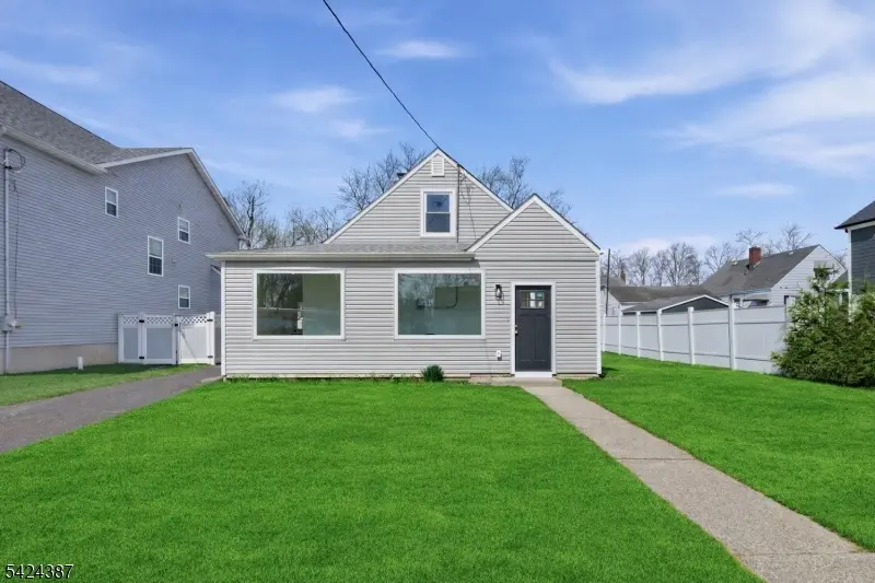 57 N Auten Ave, Somerville Boro, NJ 08876