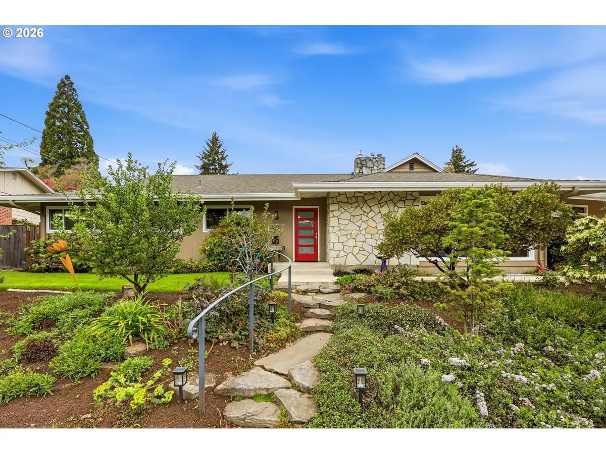 3435 SE RAYMOND ST, Portland, OR 97202