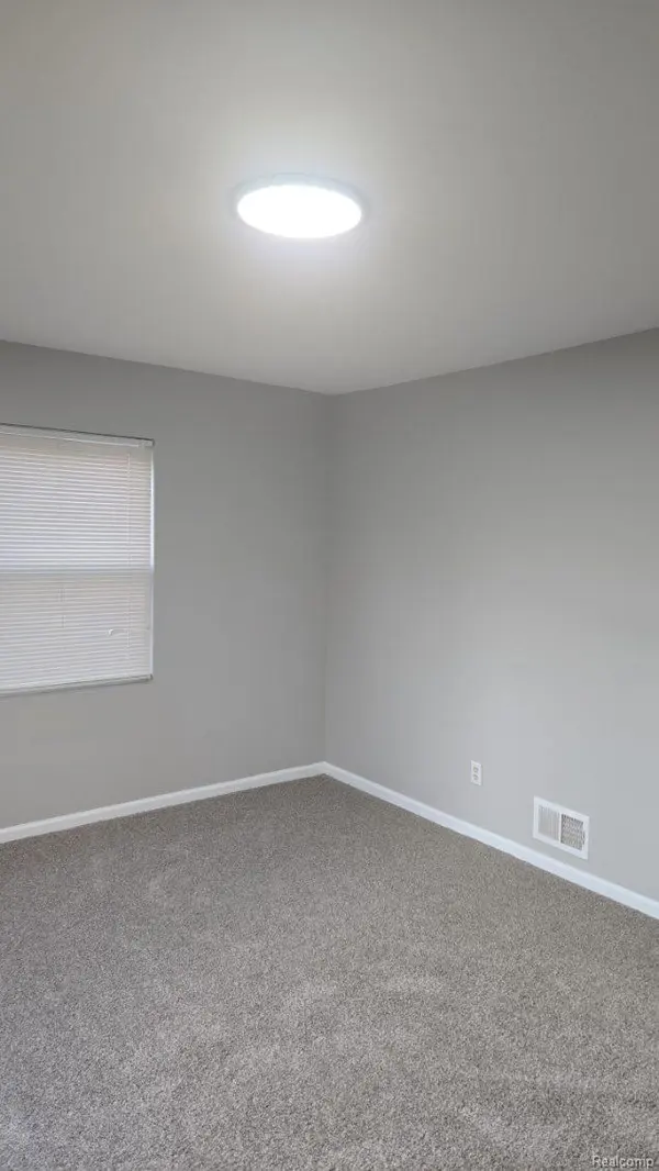 3107 Henry ST, Inkster, MI 48141