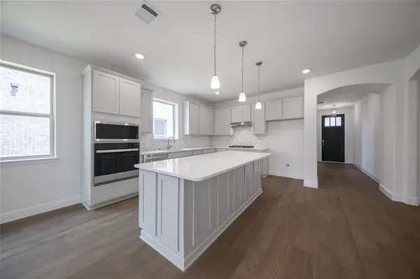 2256 Valencia Drive, Little Elm, TX 75068